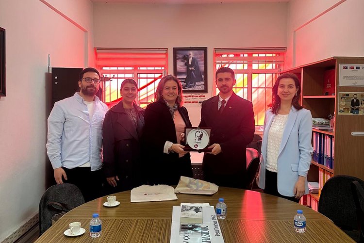 İKÜ İİBF
